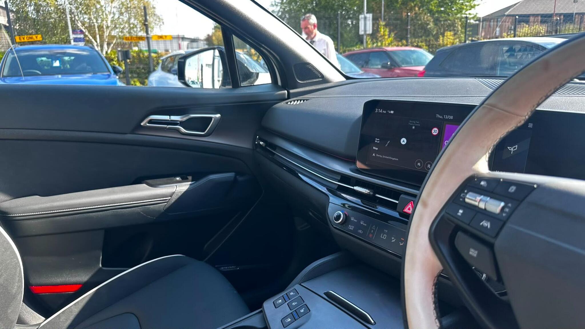 Kia Sportage view 27