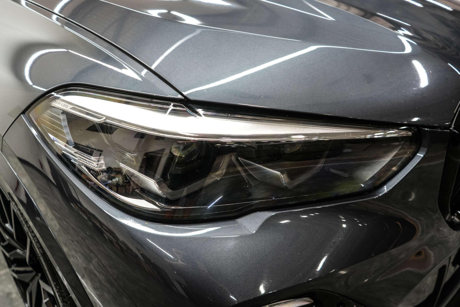 BMW X5 view 6