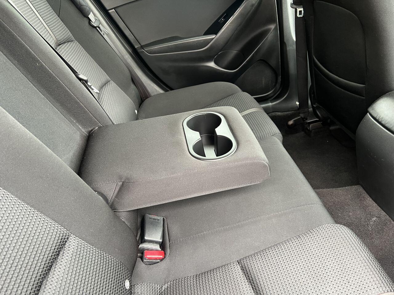 Mazda Skyactiv-G view 20
