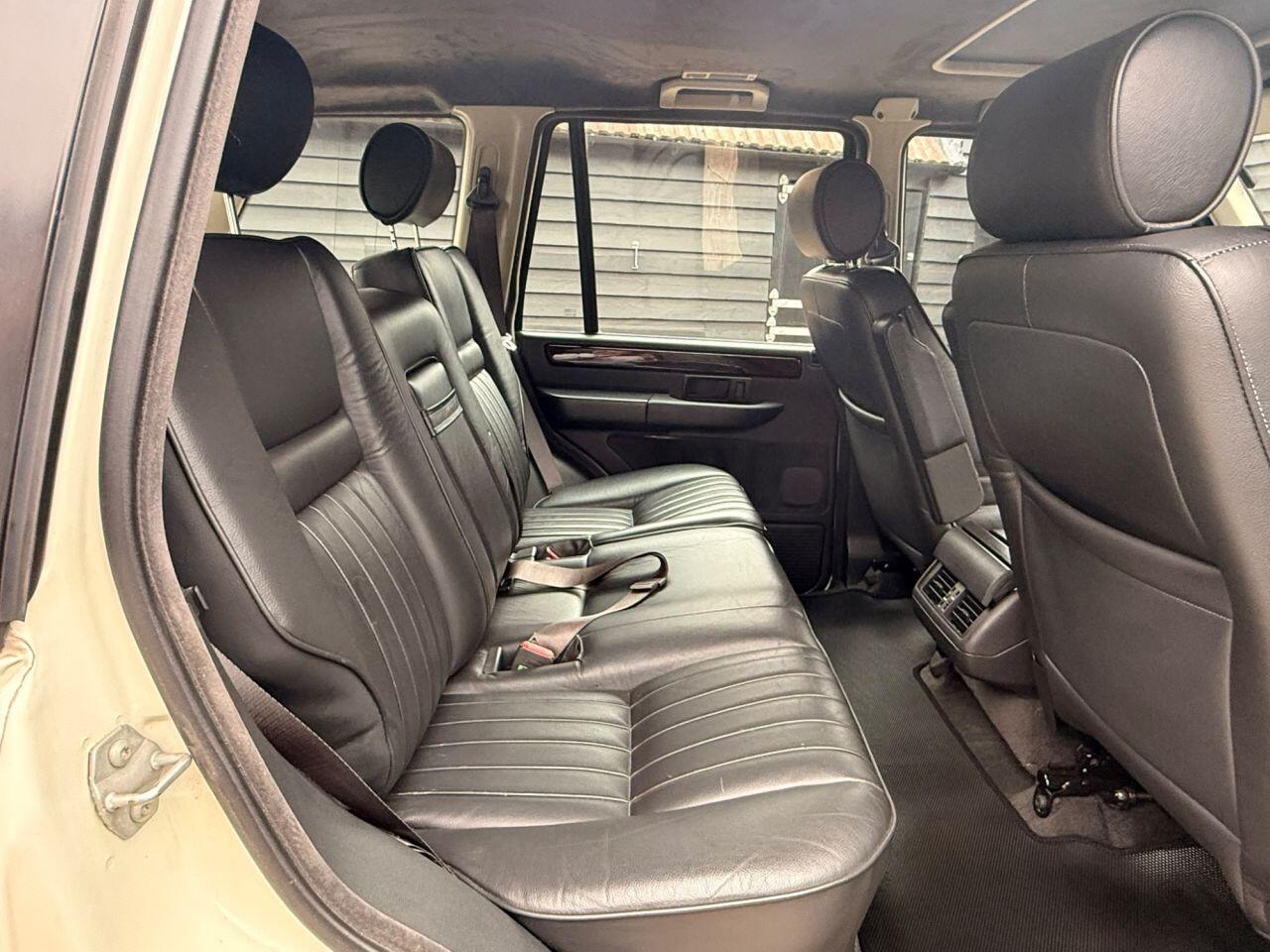 Land Rover Range Rover view 14