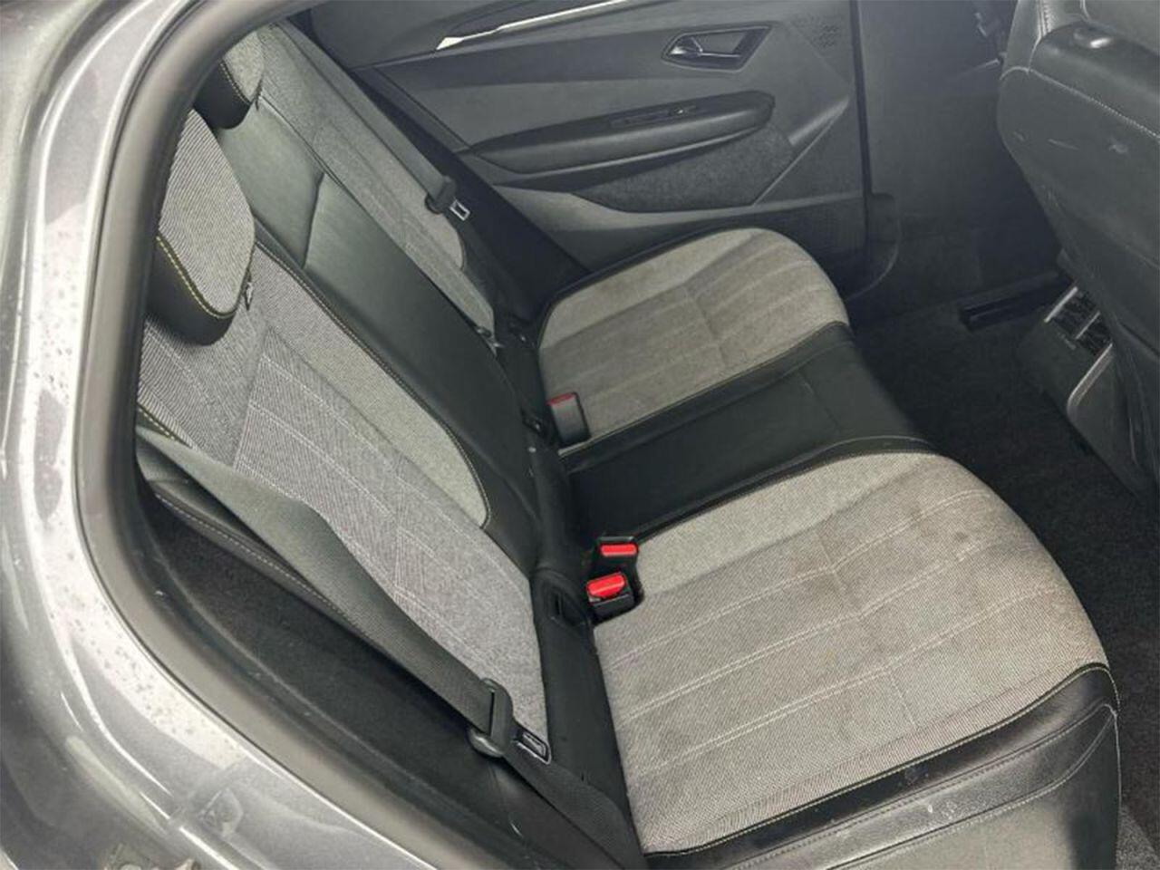 Renault Megane E-Tech view 4