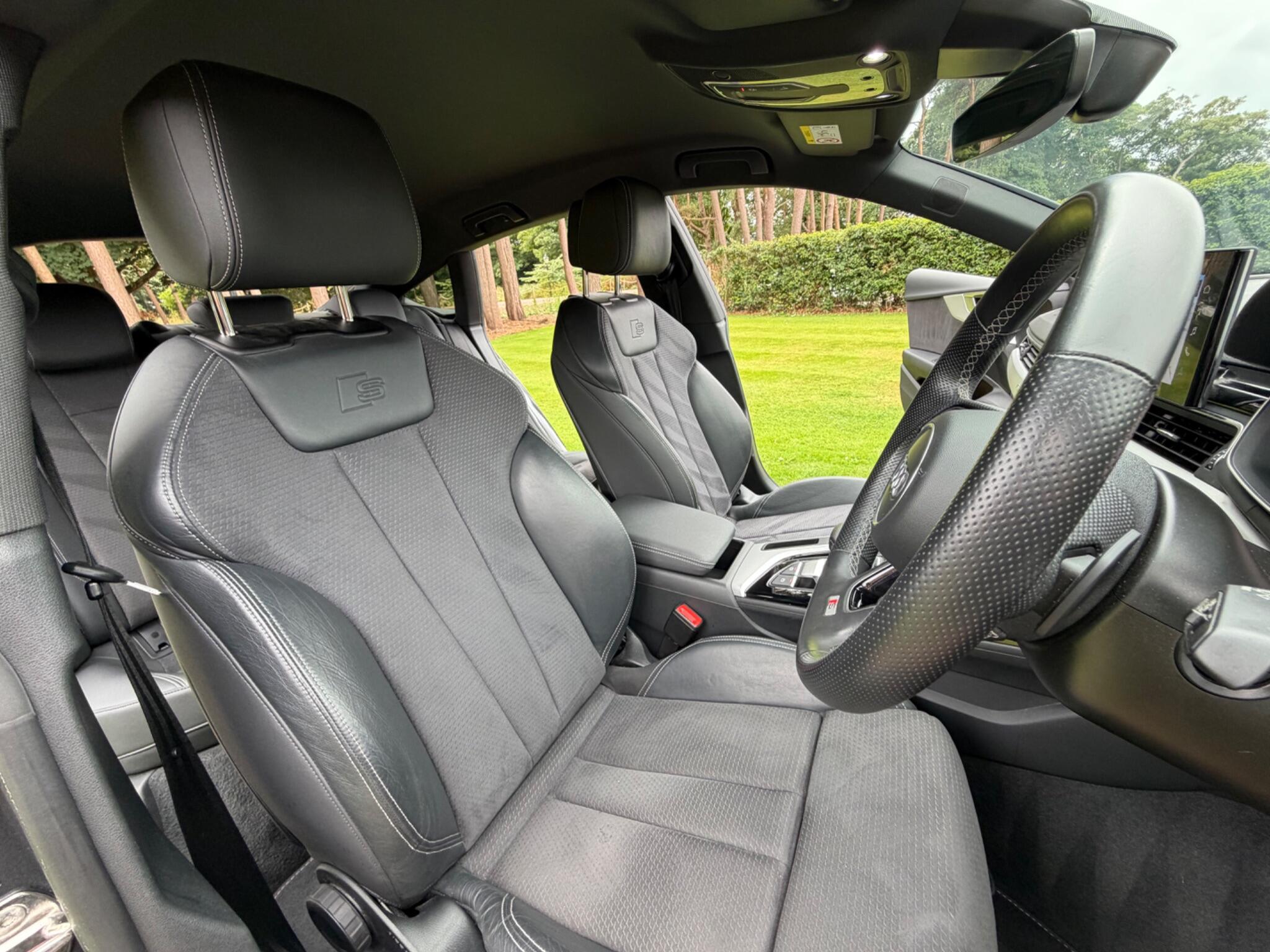 Audi A5 view 16
