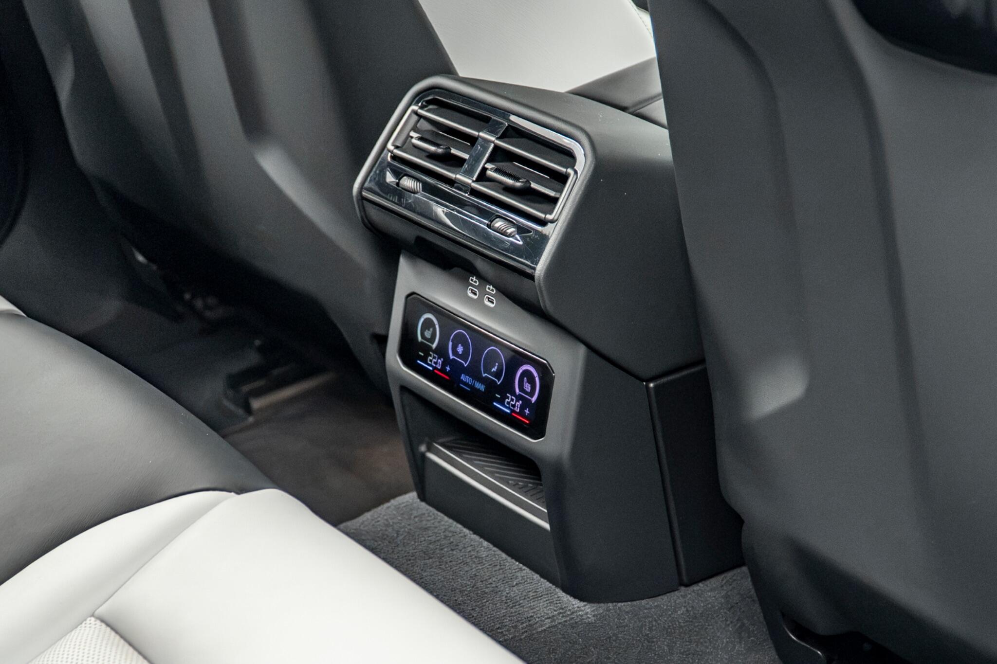 BMW M5 view 46