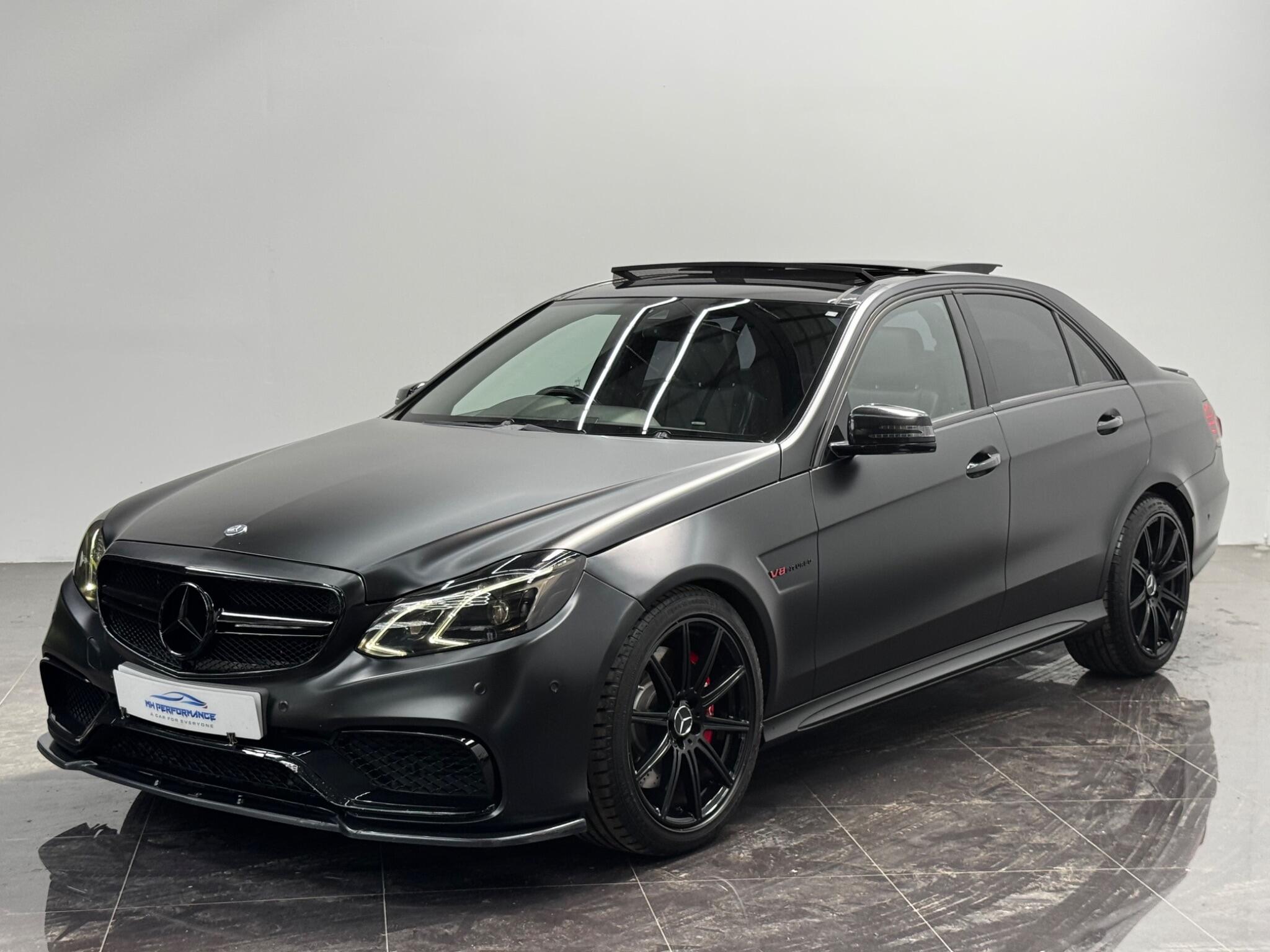 Mercedes-Benz E-Class view 23