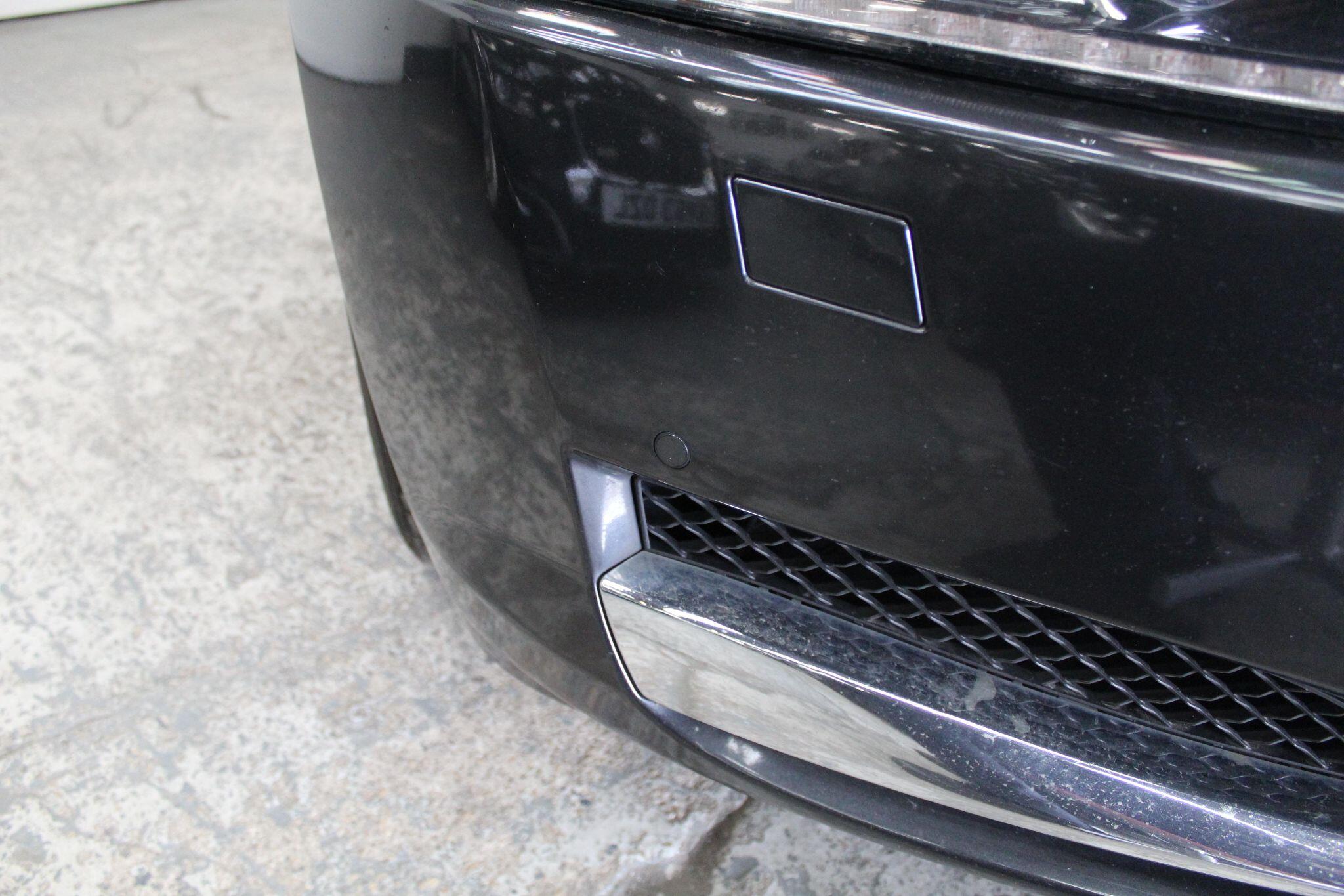 Jaguar XF view 19