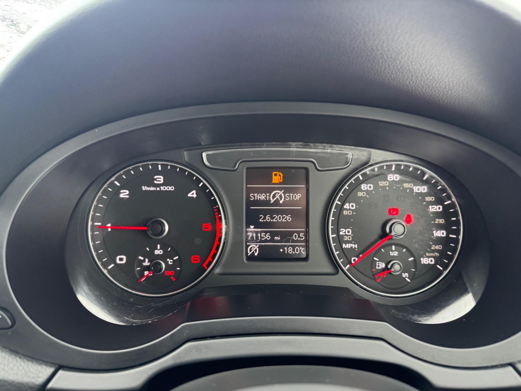 Audi Q3 view 52