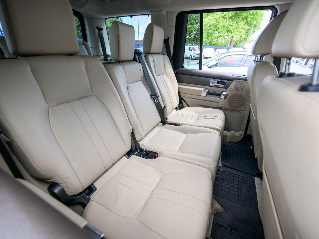 Land Rover Discovery view 15