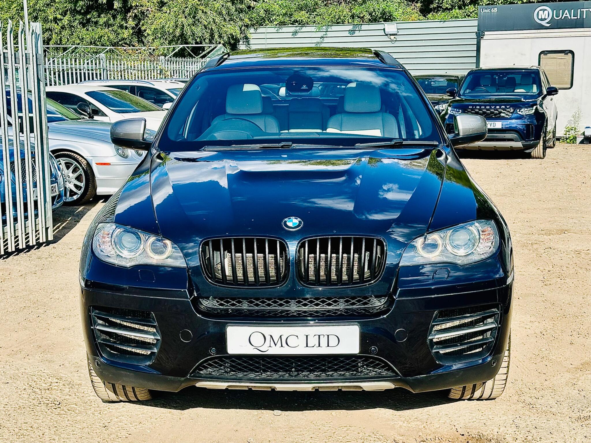 BMW X6 view 9