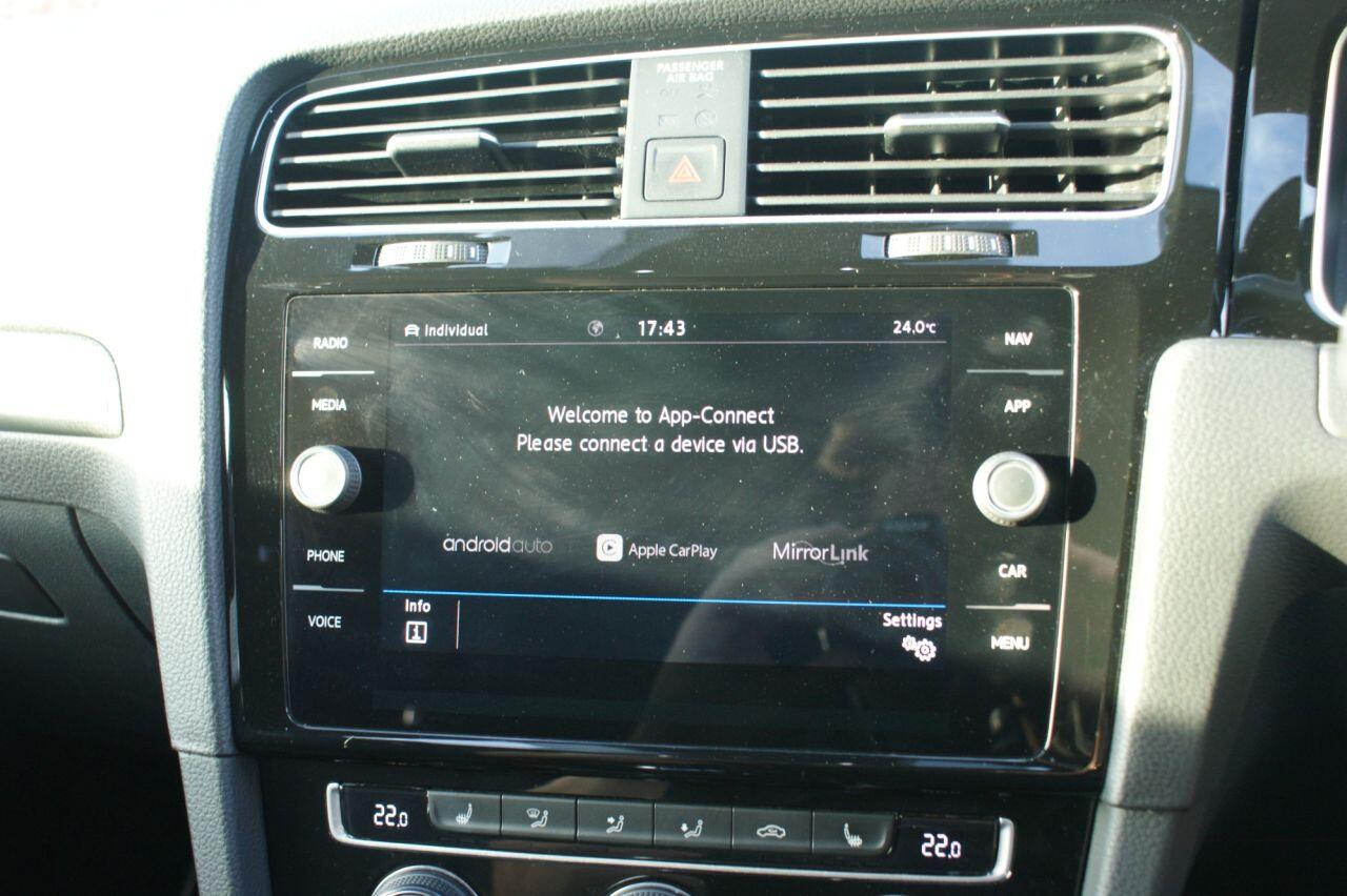 Volkswagen Golf view 58