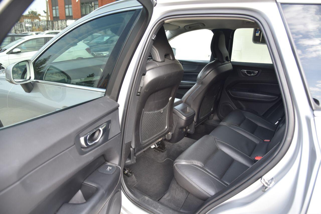 Volvo XC60 view 24