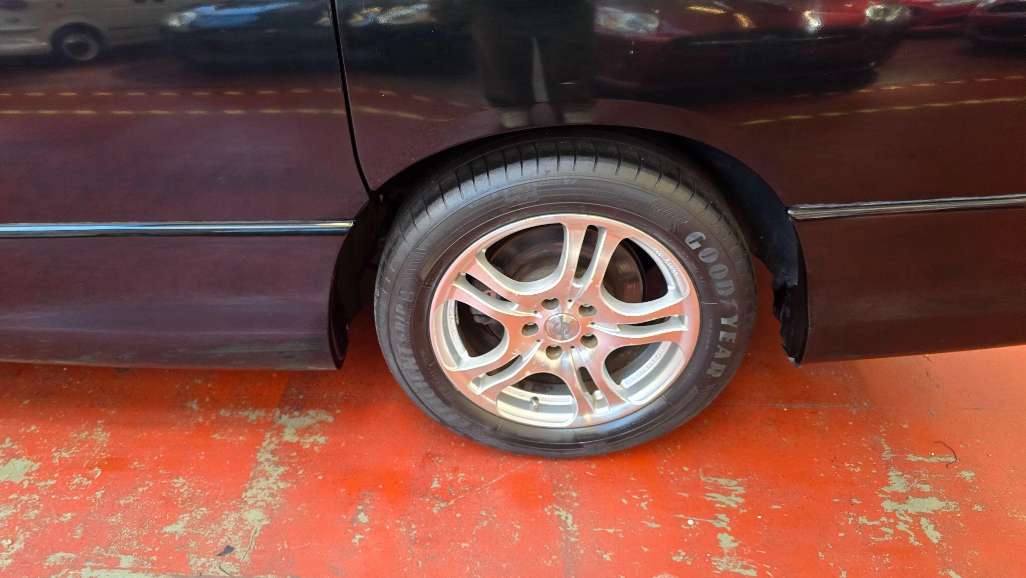 Nissan Elgrand view 44