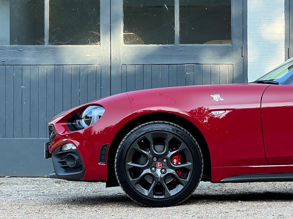 Abarth 124 Spider view 20