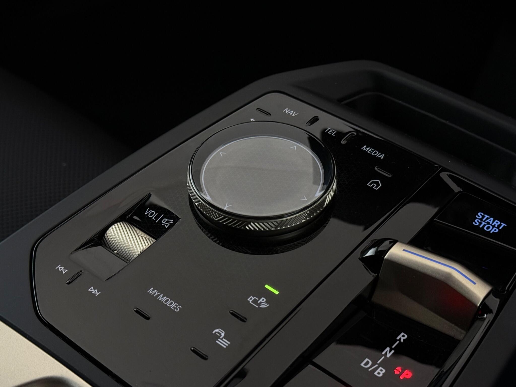BMW Ix view 21