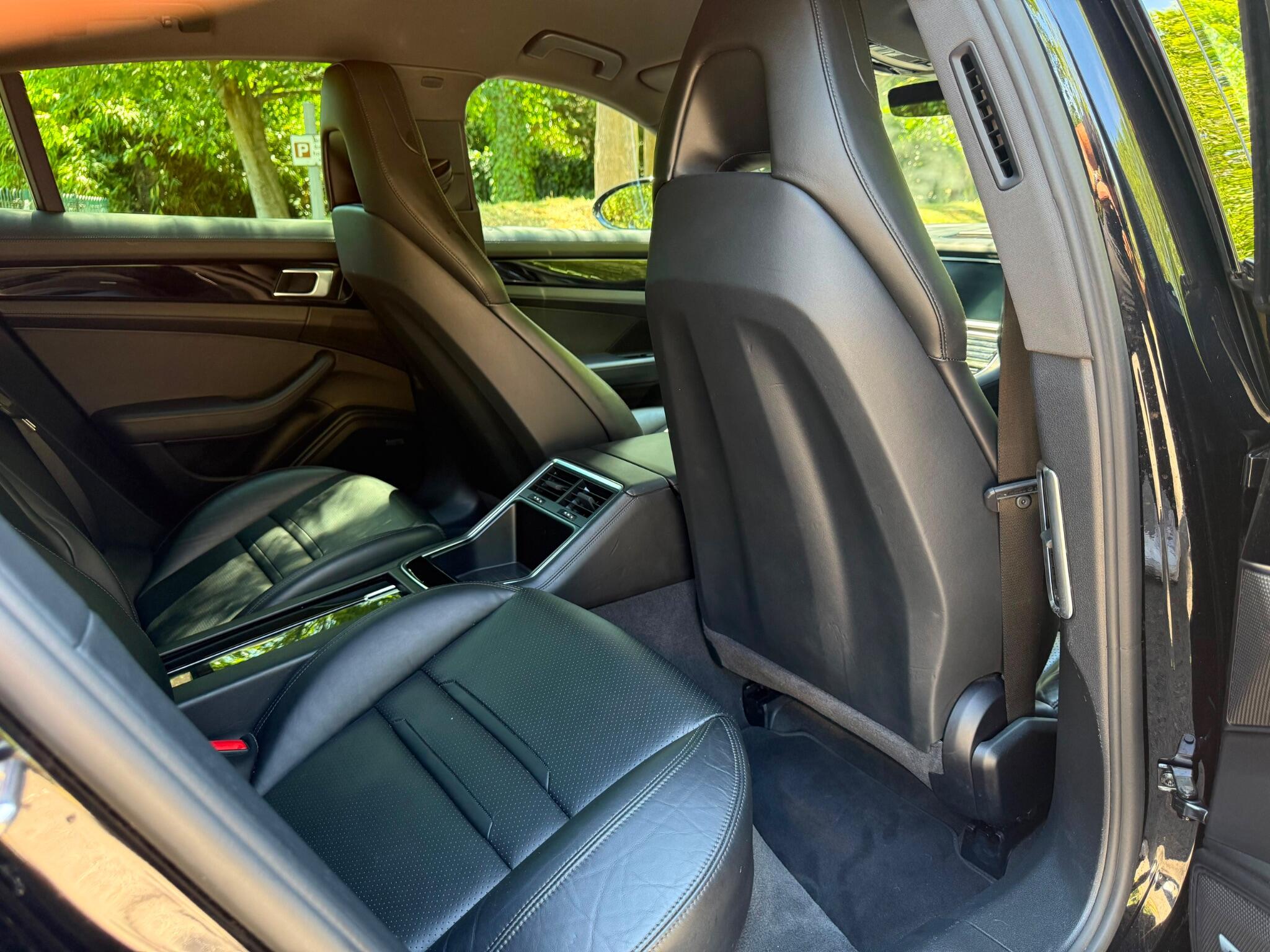 Porsche Panamera view 18