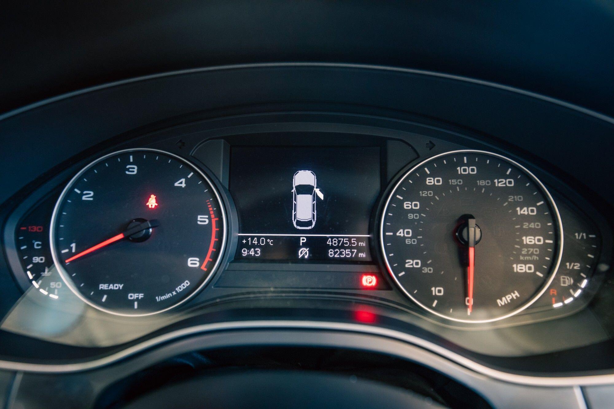Audi A6 view 17