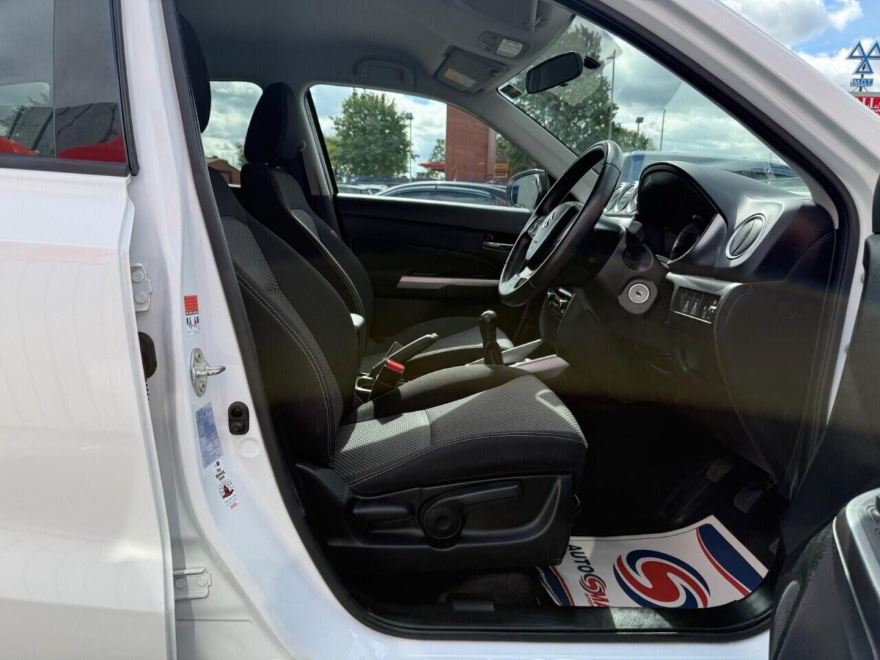 Suzuki Vitara view 37