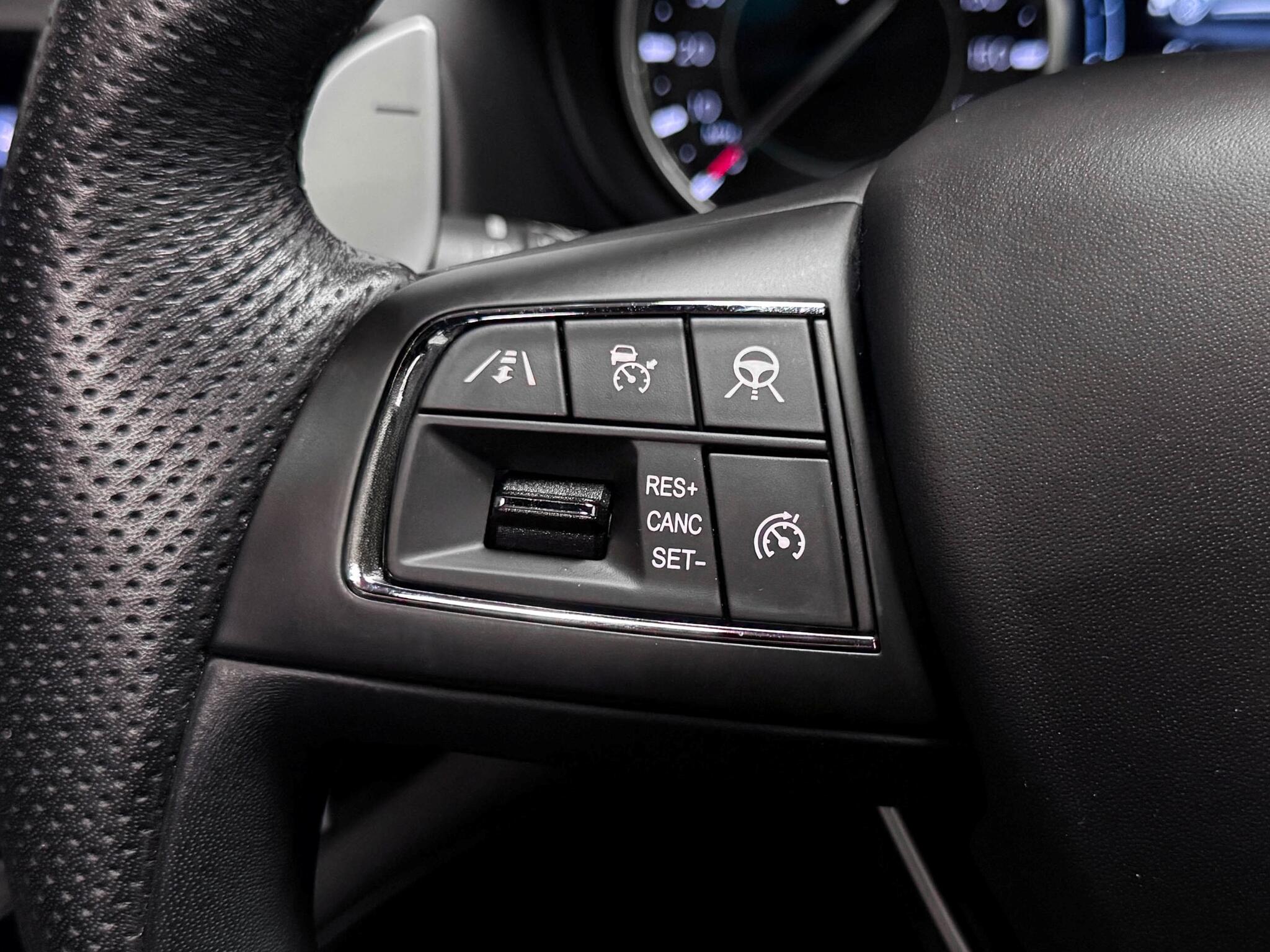 Maserati Ghibli view 36