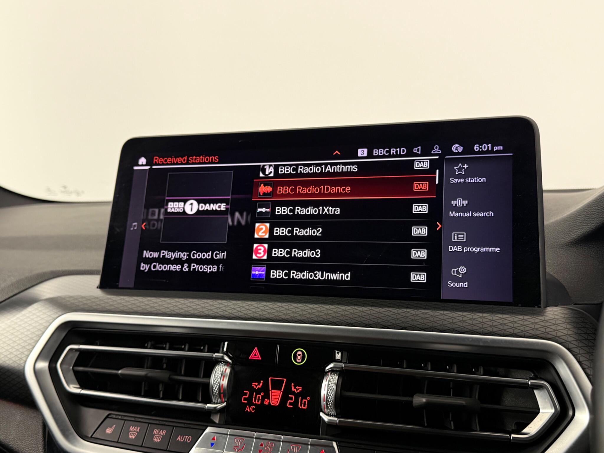 BMW X3 view 24