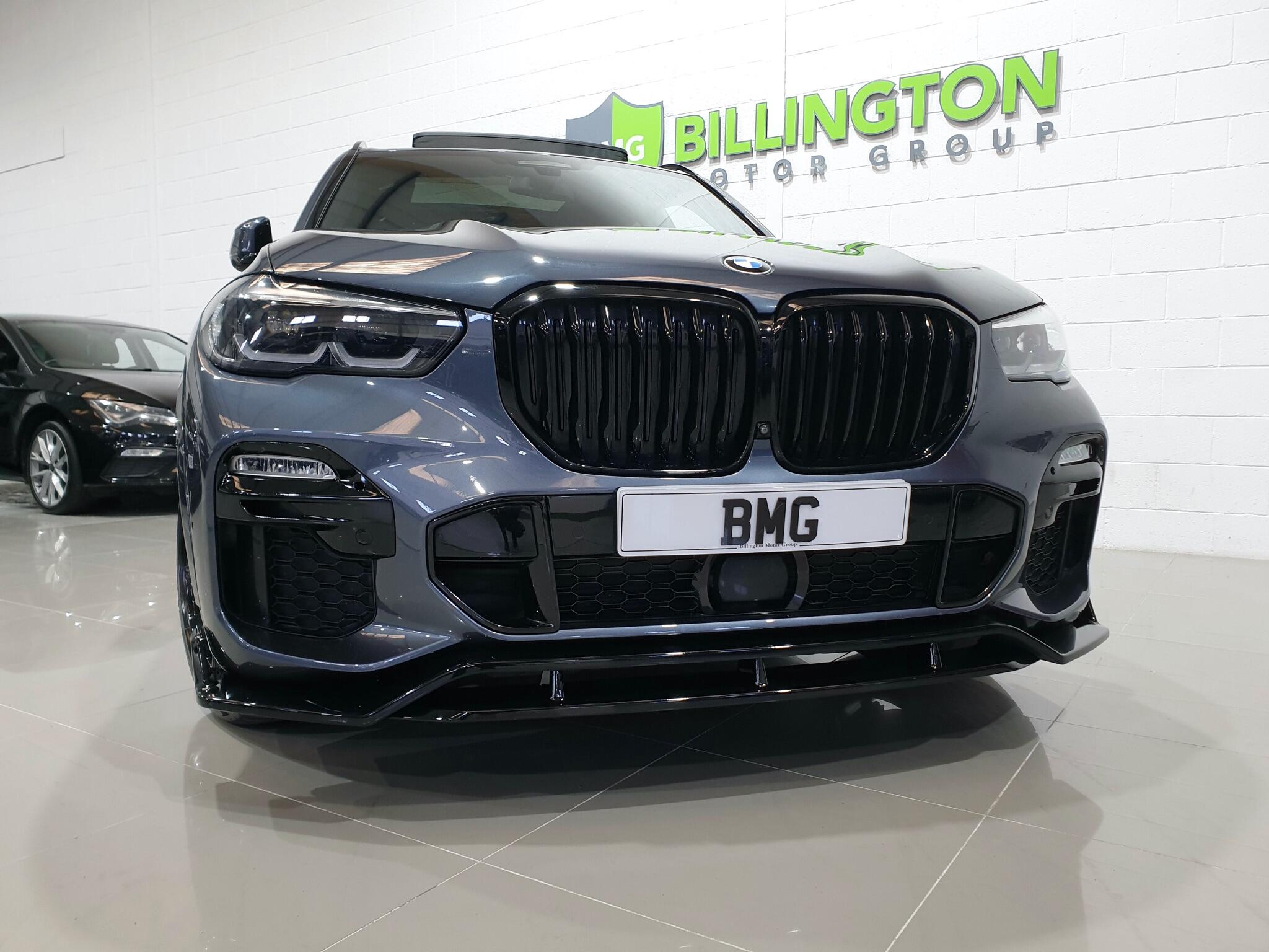 BMW X5 view 13