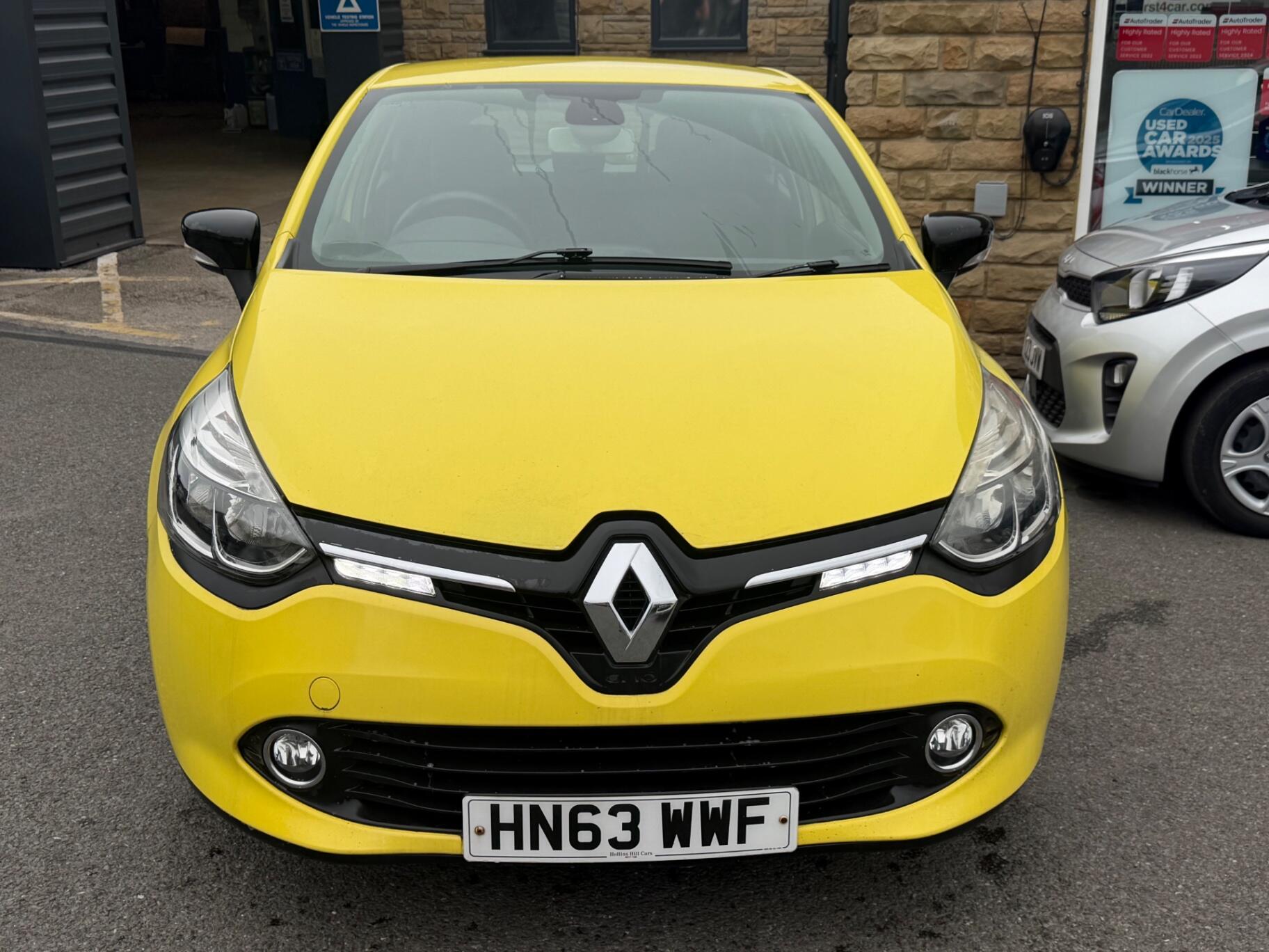 2013 Renault Clio in Yellow for sale