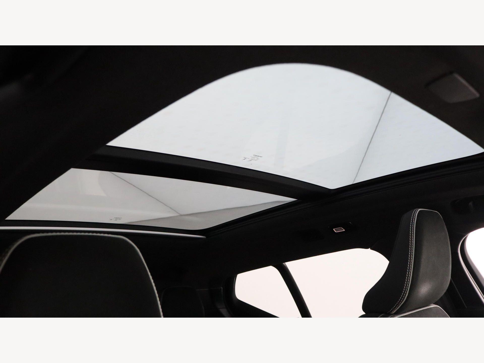 Volvo XC40 view 31