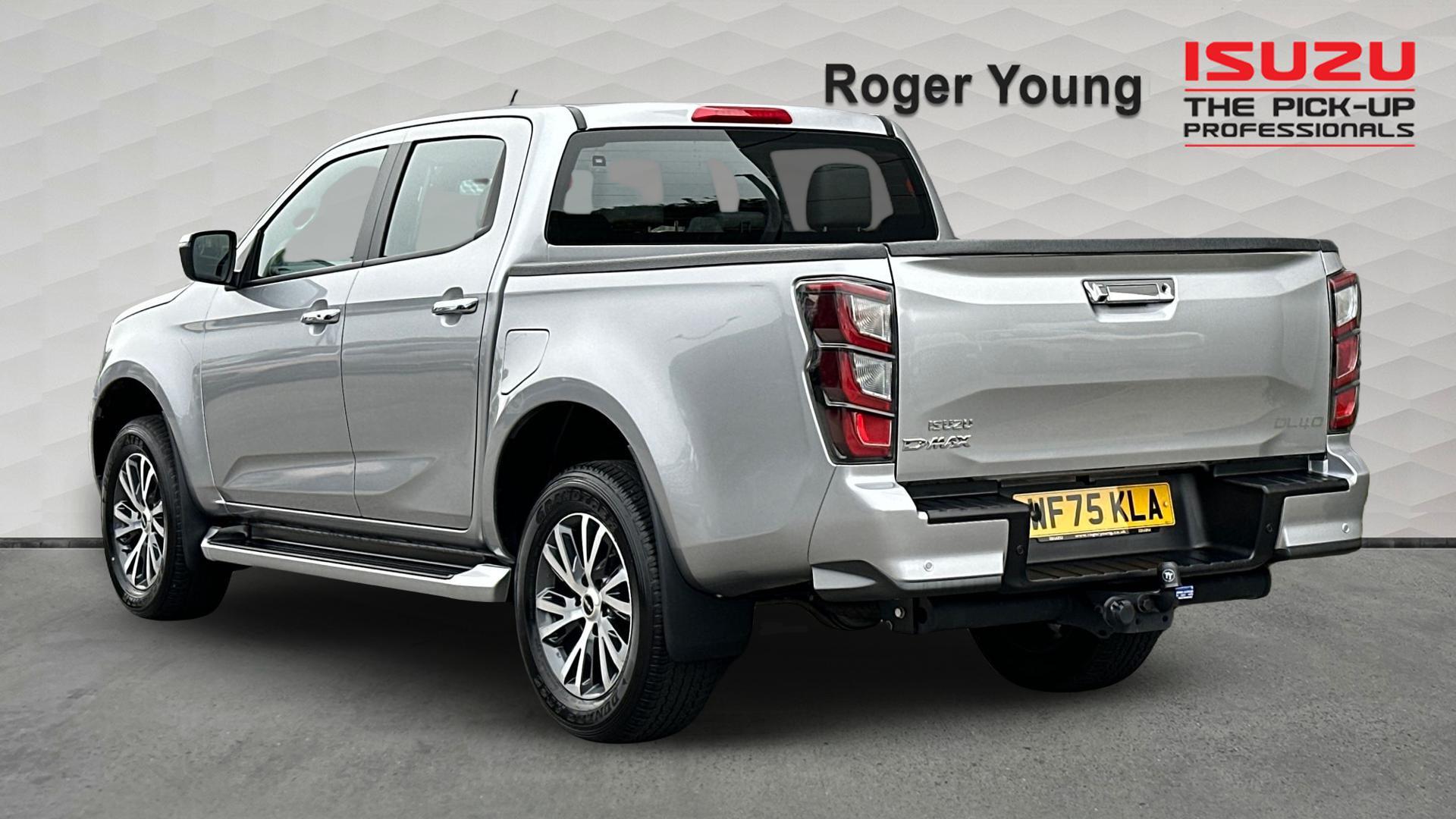 Isuzu D-Max view 2