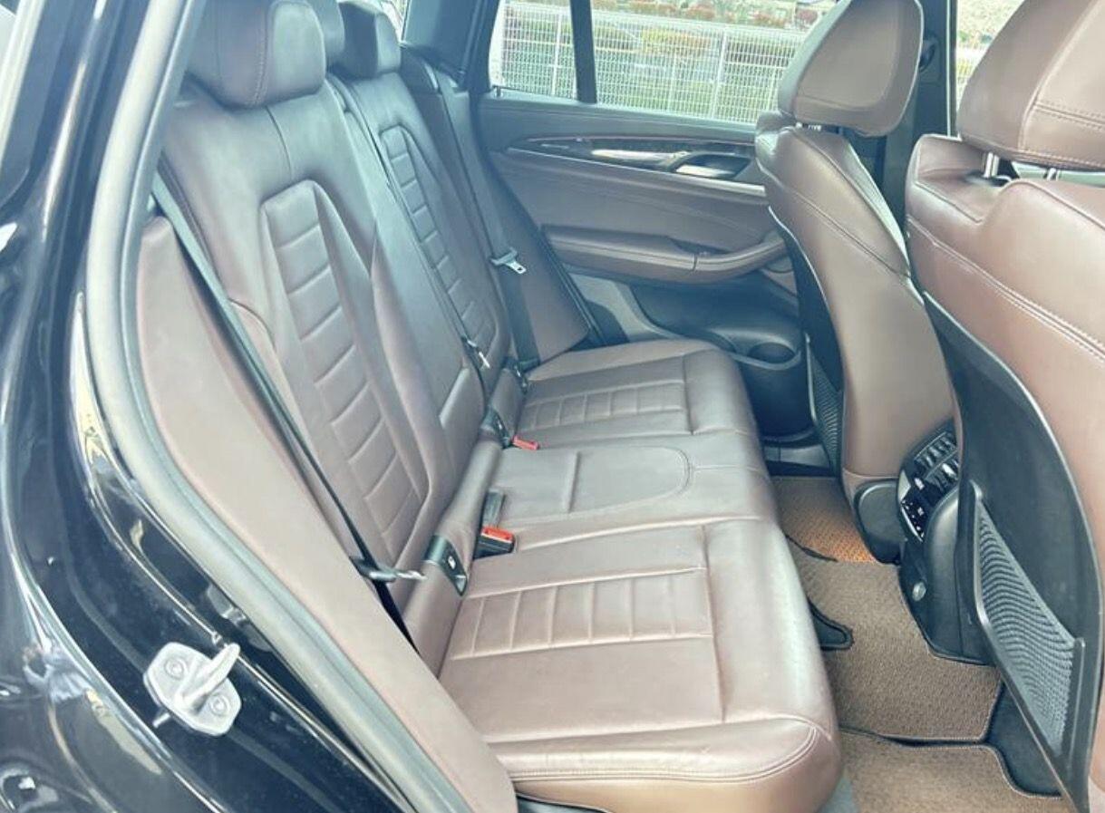 BMW X3 view 7