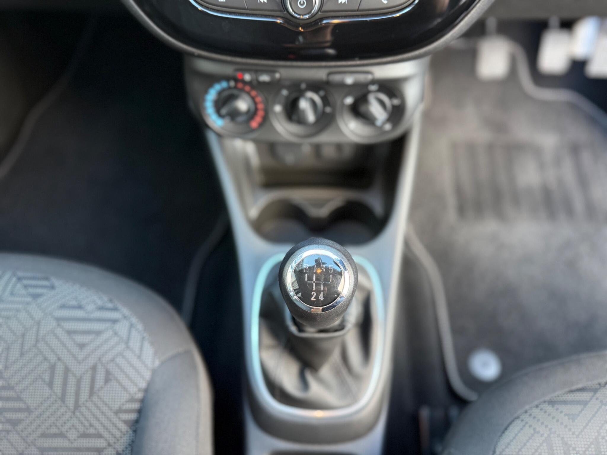 Vauxhall Corsa view 32