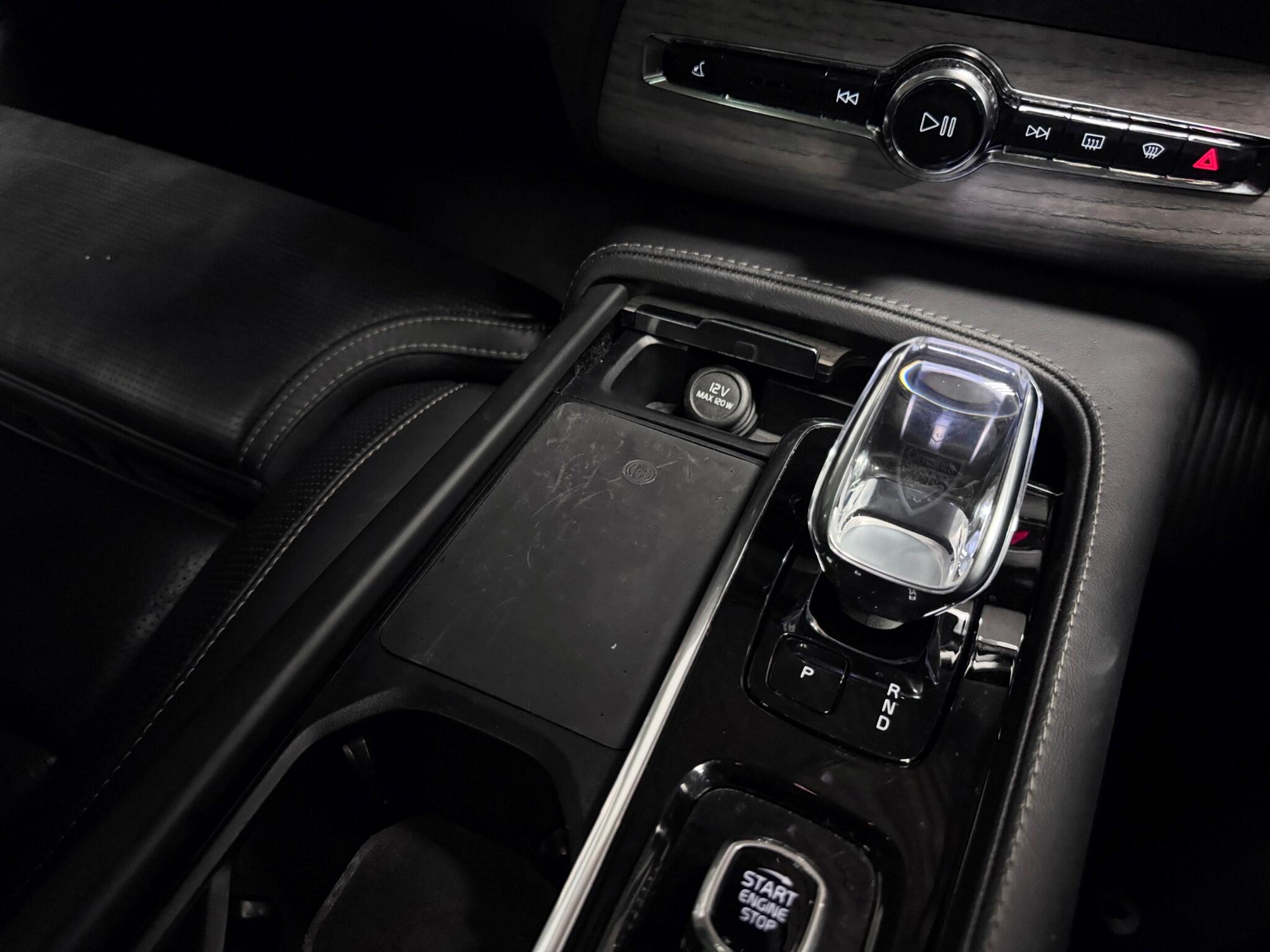 Volvo XC90 view 41