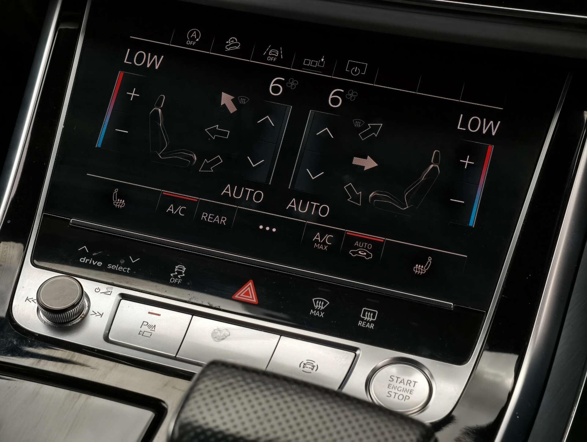 Audi Q8 view 55