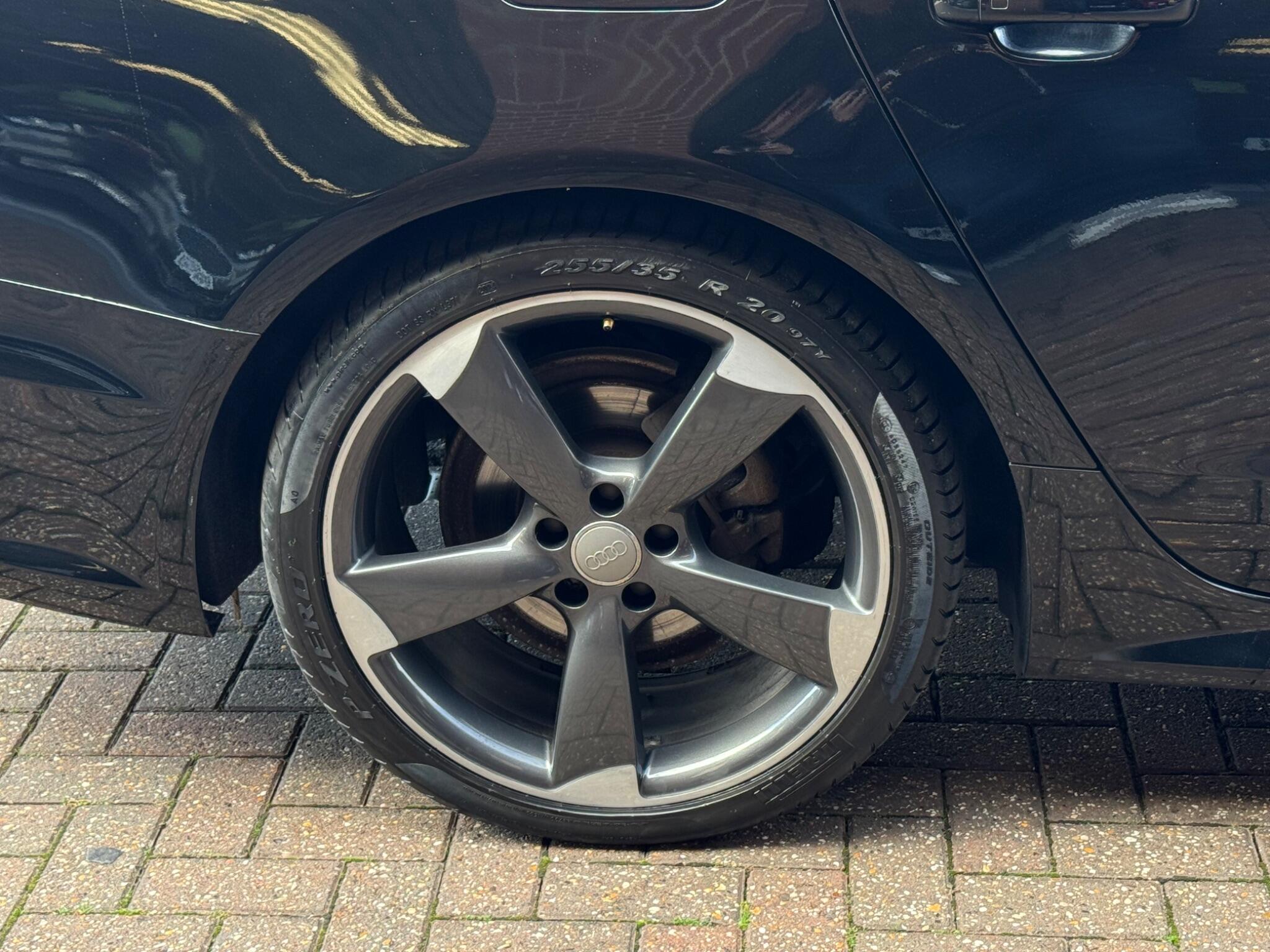 Audi A6 Avant view 33