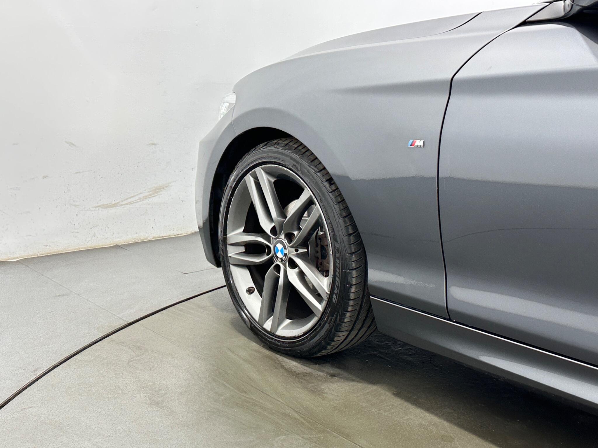 BMW 2 Series view 47