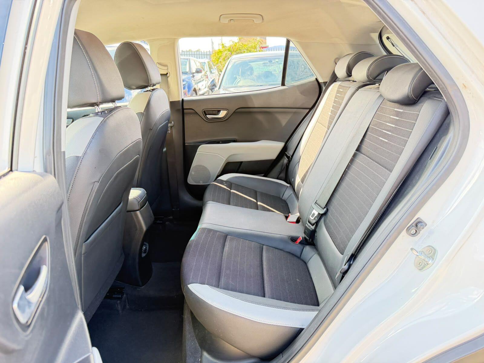 Kia Stonic view 12