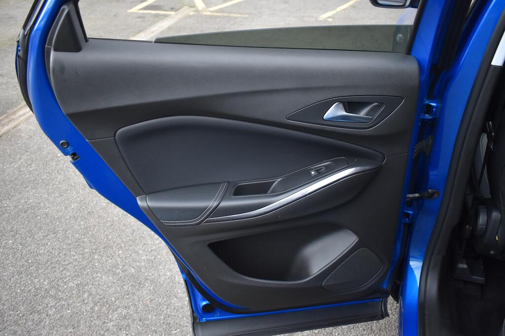 Vauxhall Grandland X view 45