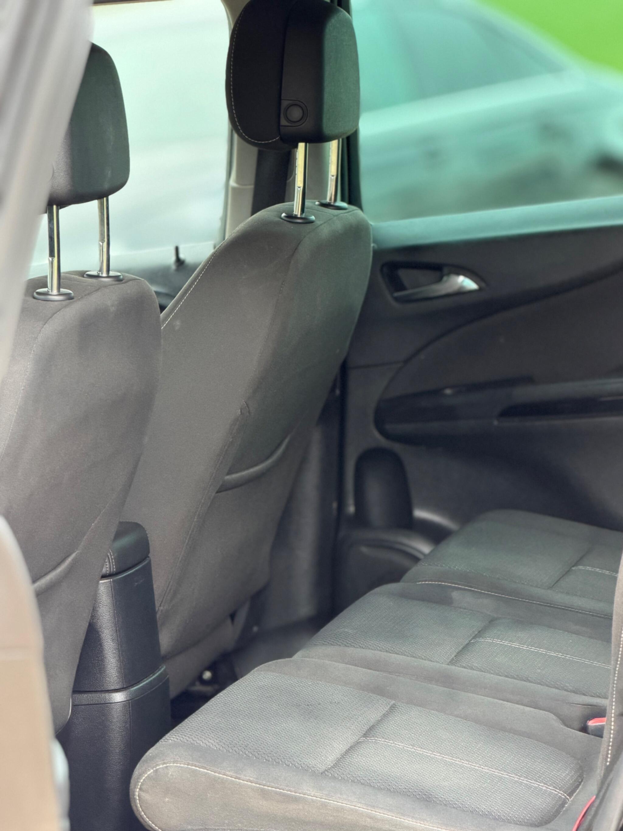 2014 Vauxhall Zafira Tourer 2.0 CDTi SRi Euro 5 5dr image 25