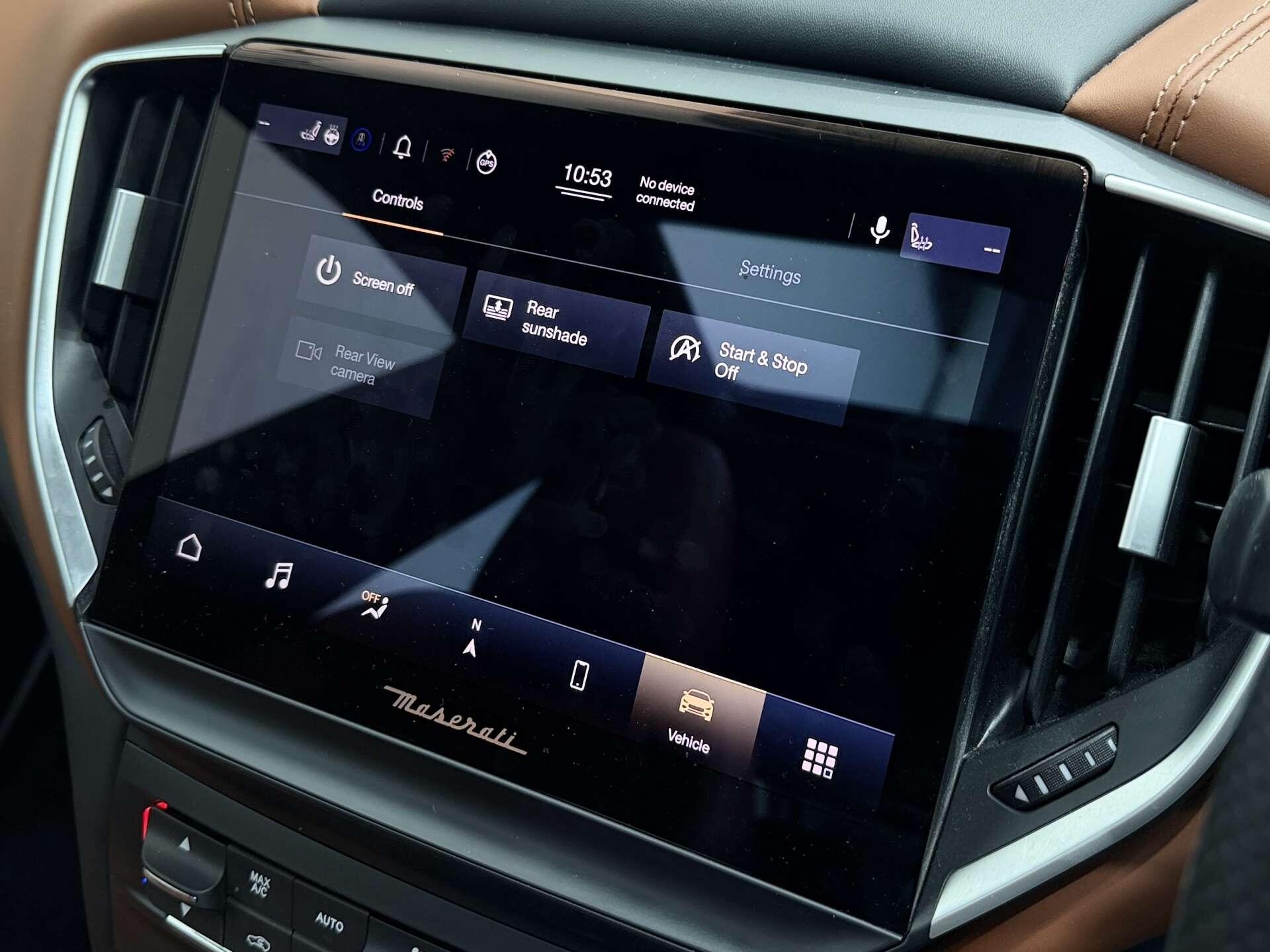 Maserati Ghibli view 52