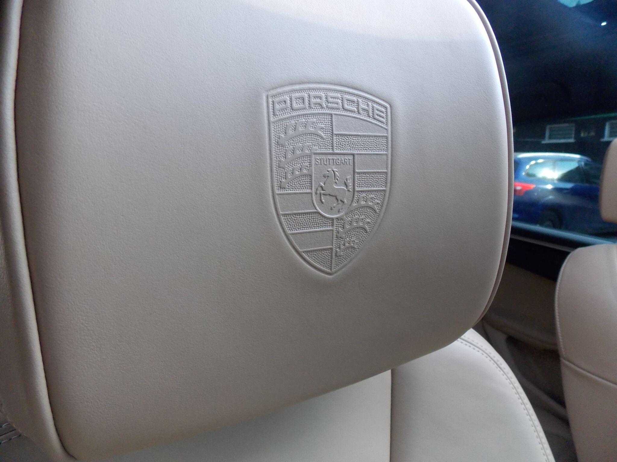 Porsche Macan view 89