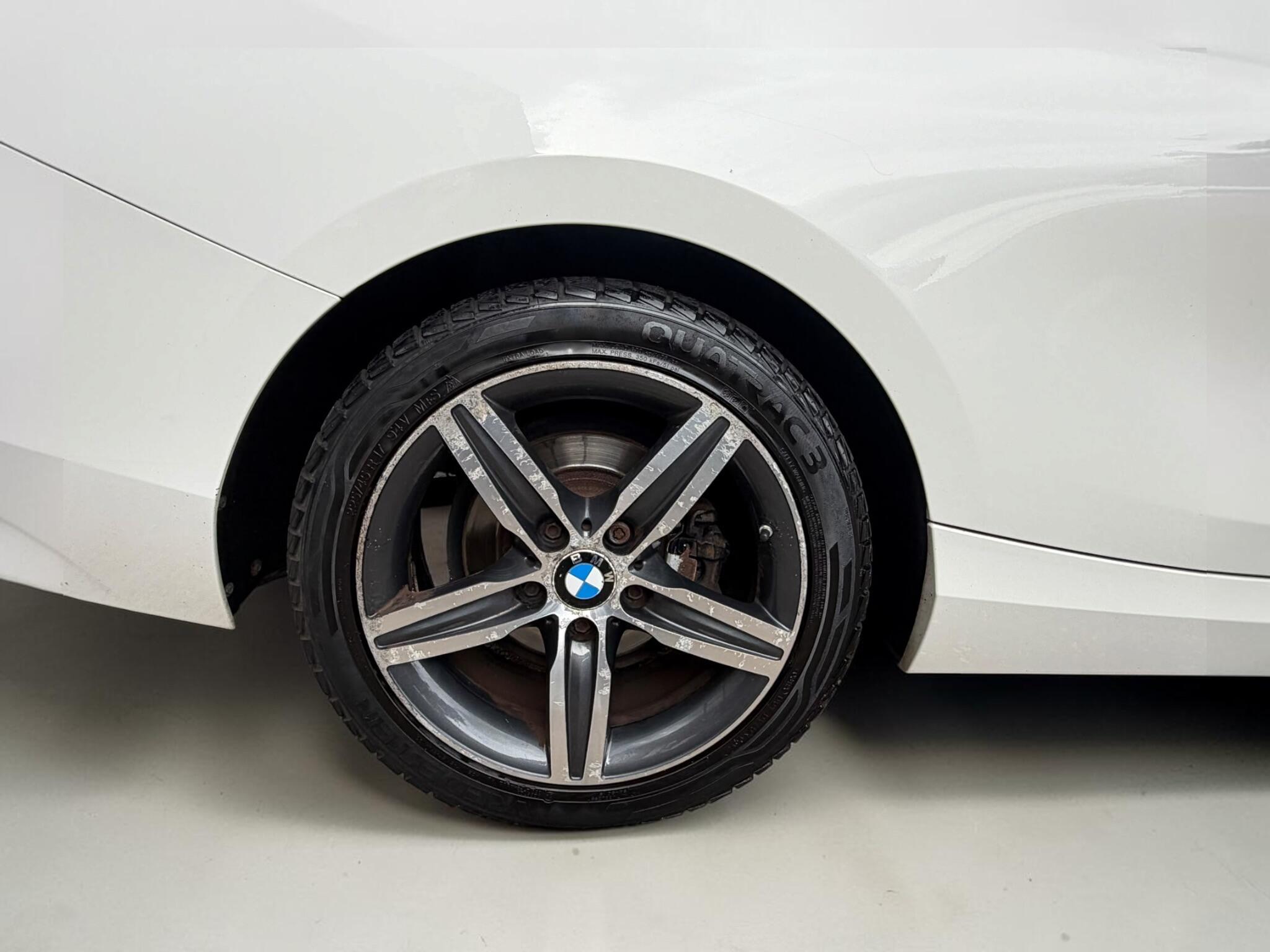 BMW 2 Series view 27