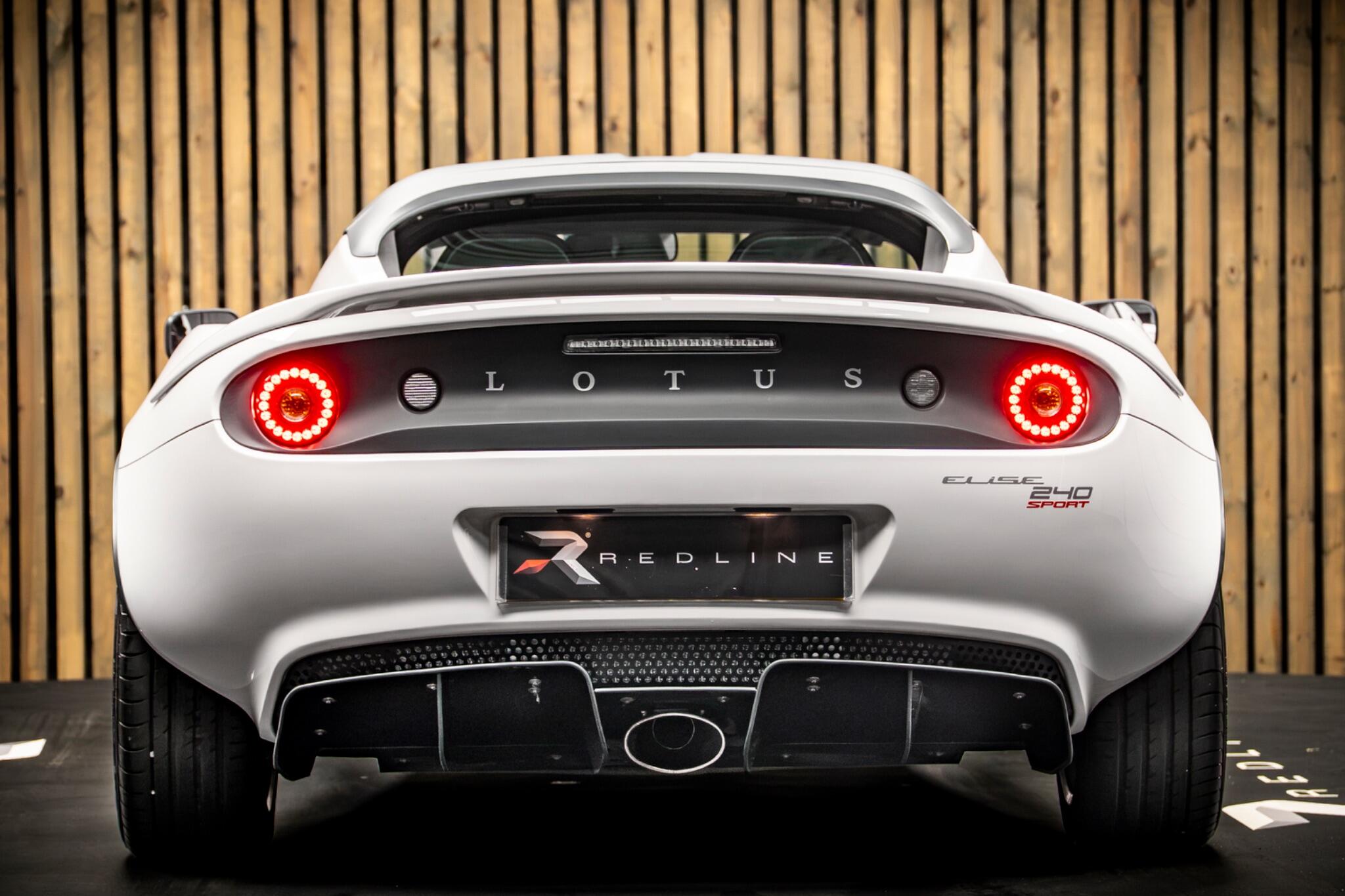 Lotus Elise view 6