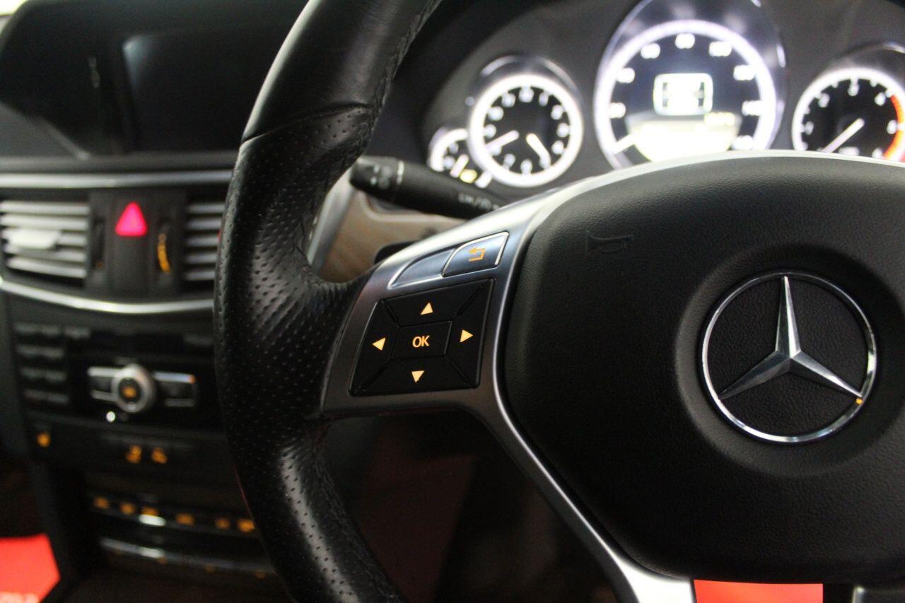 Mercedes-Benz E-Class view 45