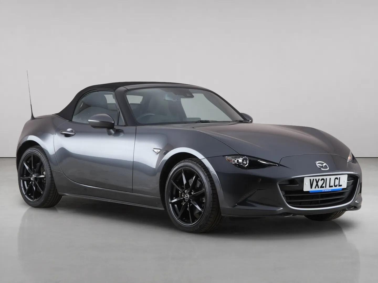 Mazda MX-5 view 5