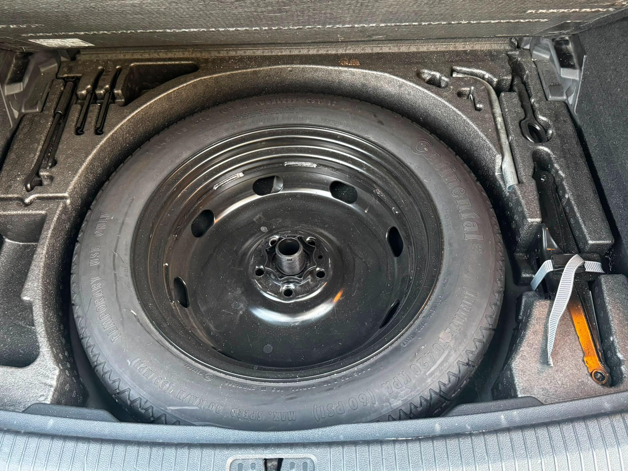 Volkswagen Tiguan view 44