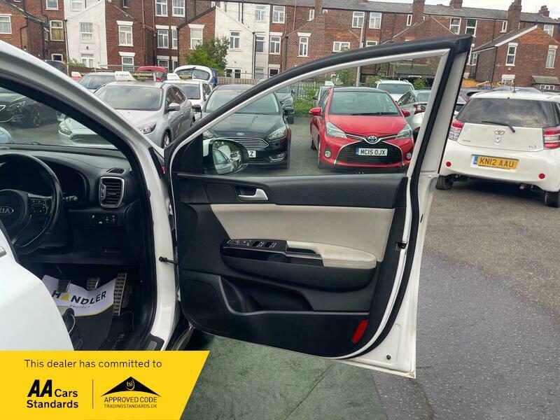 2018 Kia Sportage 1.6 T-GDi GT-Line Euro 6 5dr • 90,401 miles image 29