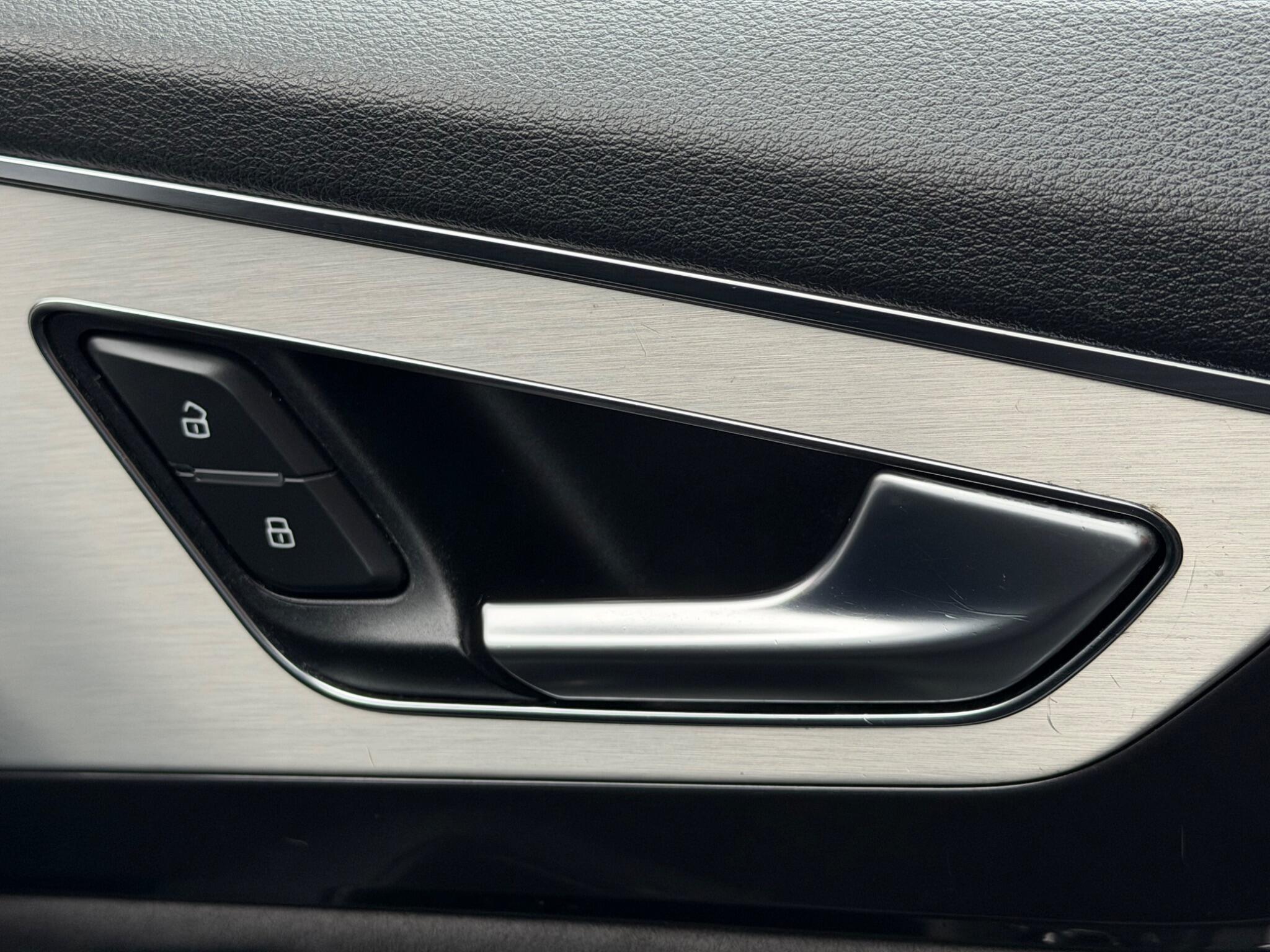 Audi Q7 view 52