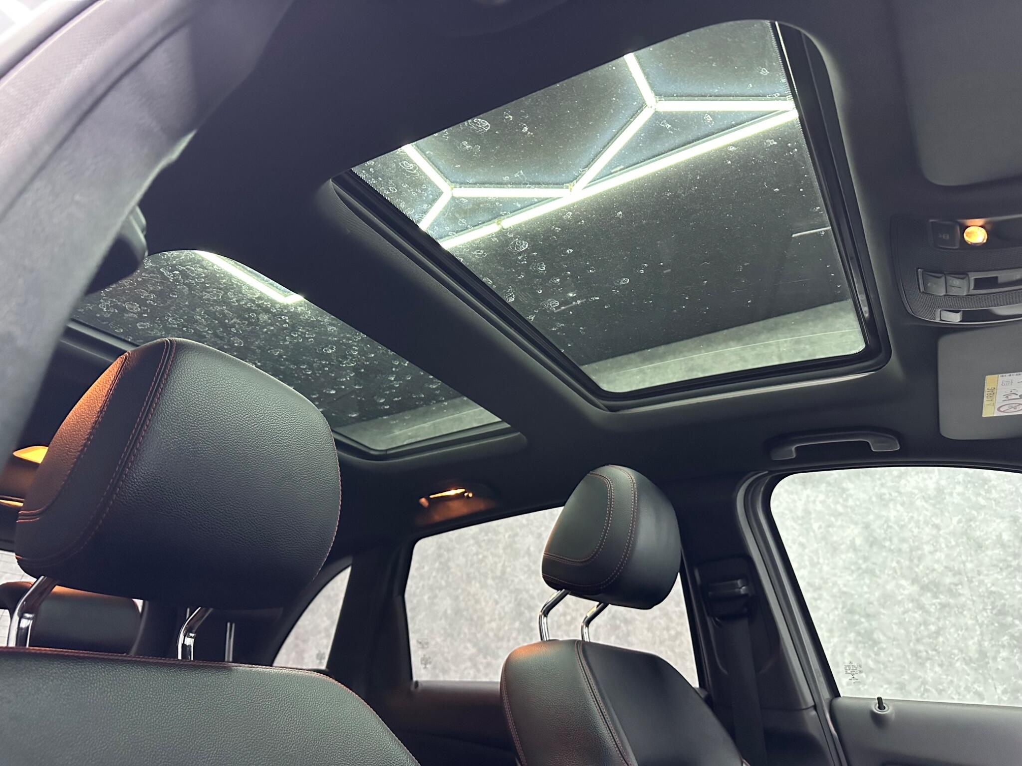 Mercedes-Benz B-Class view 10