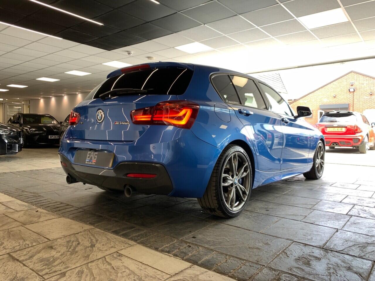 BMW 1 Series view 15