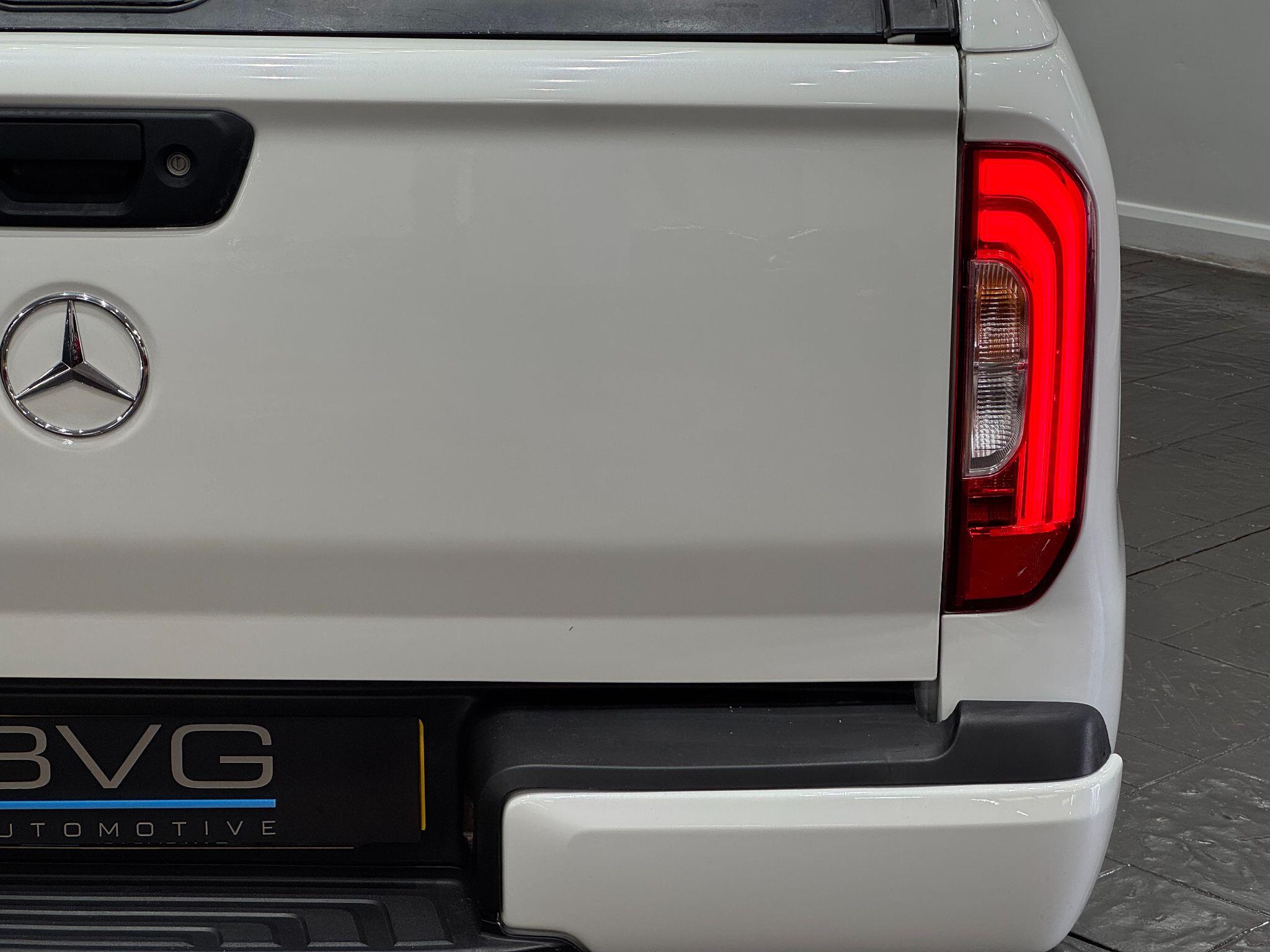 Mercedes-Benz X-Class view 20