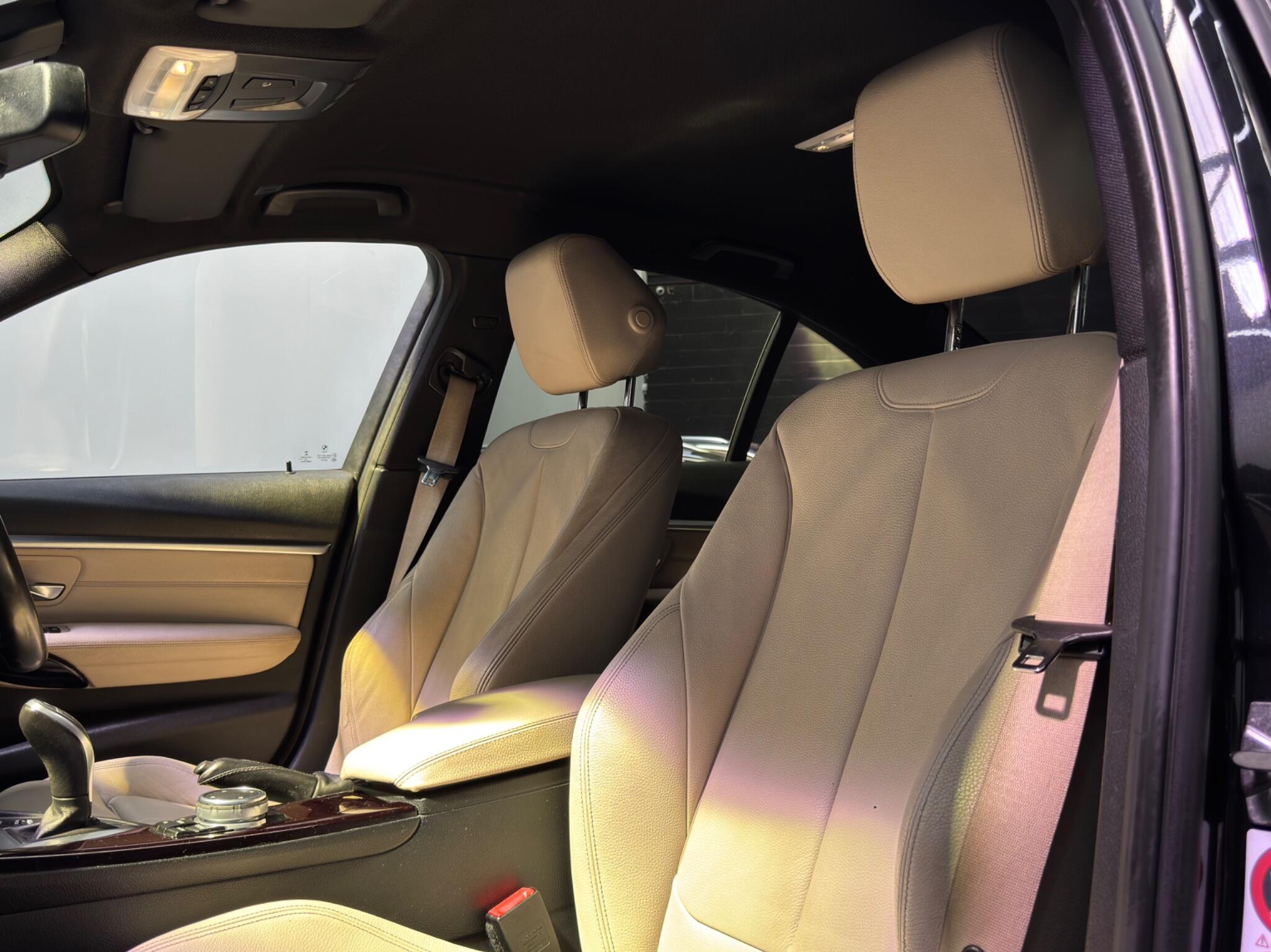 BMW 3 Series view 13