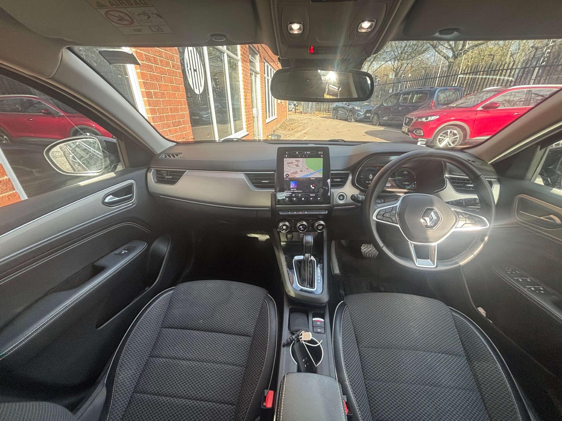 Renault Arkana view 21