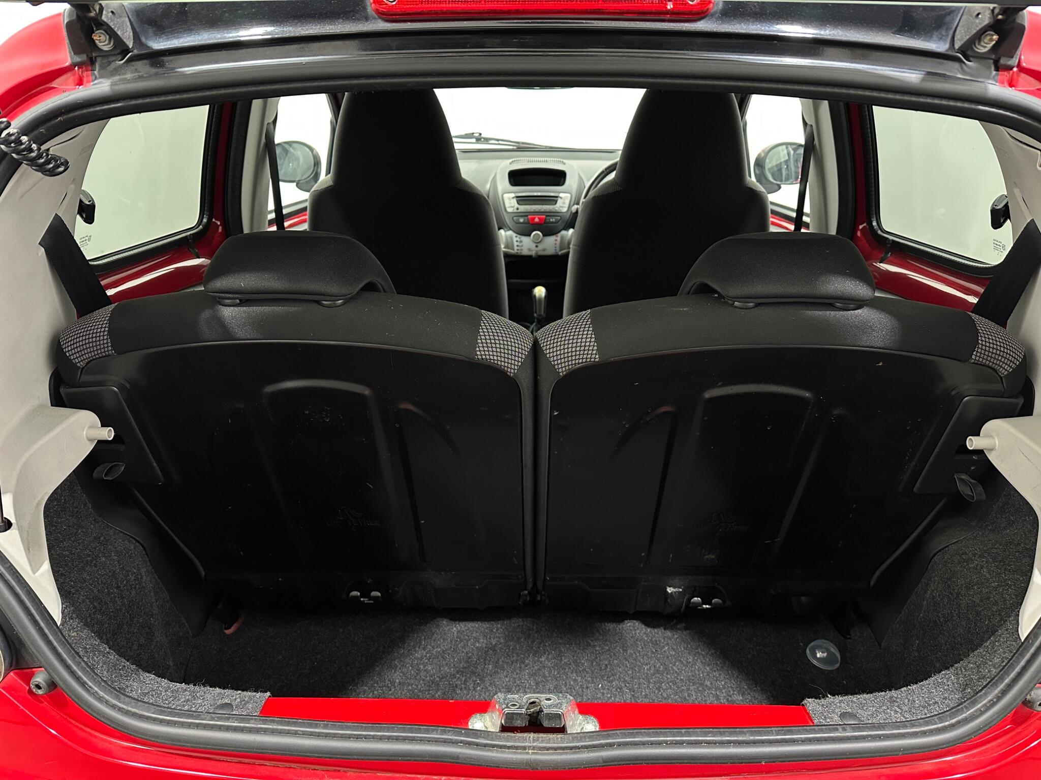 Toyota Aygo view 37